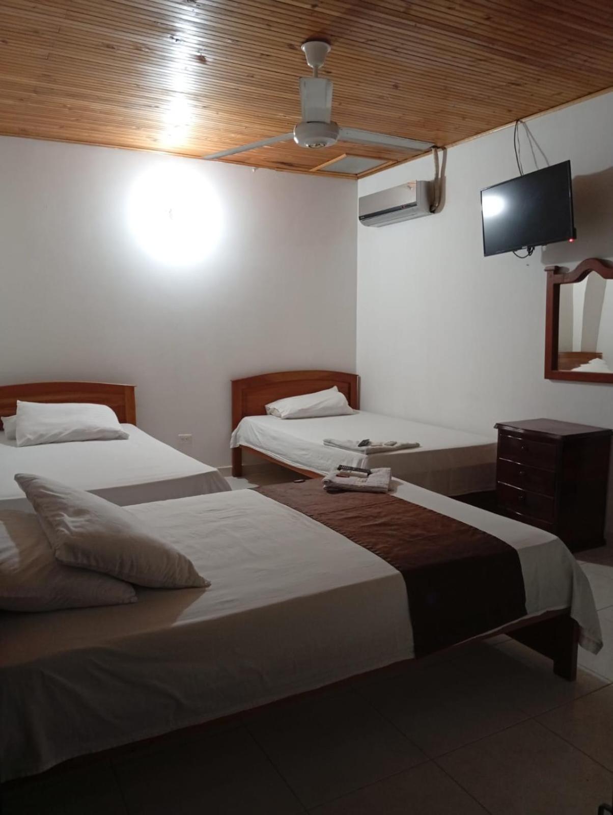 Hotel Kerana Moon Puerto Boyaca Exterior photo